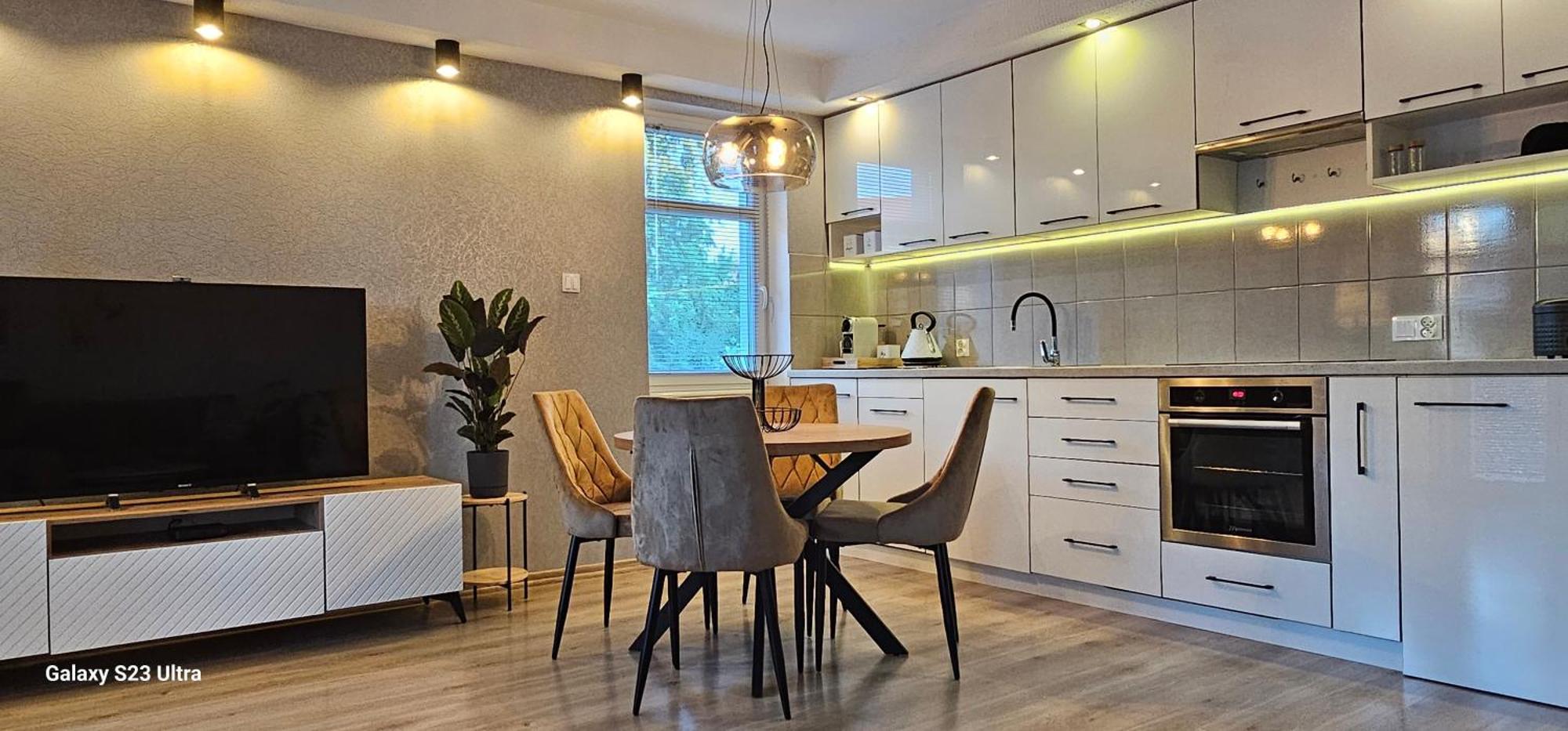 Apartament W Centrum Z Widokiem Na Jeziorko Kętrzyn Zewnętrze zdjęcie